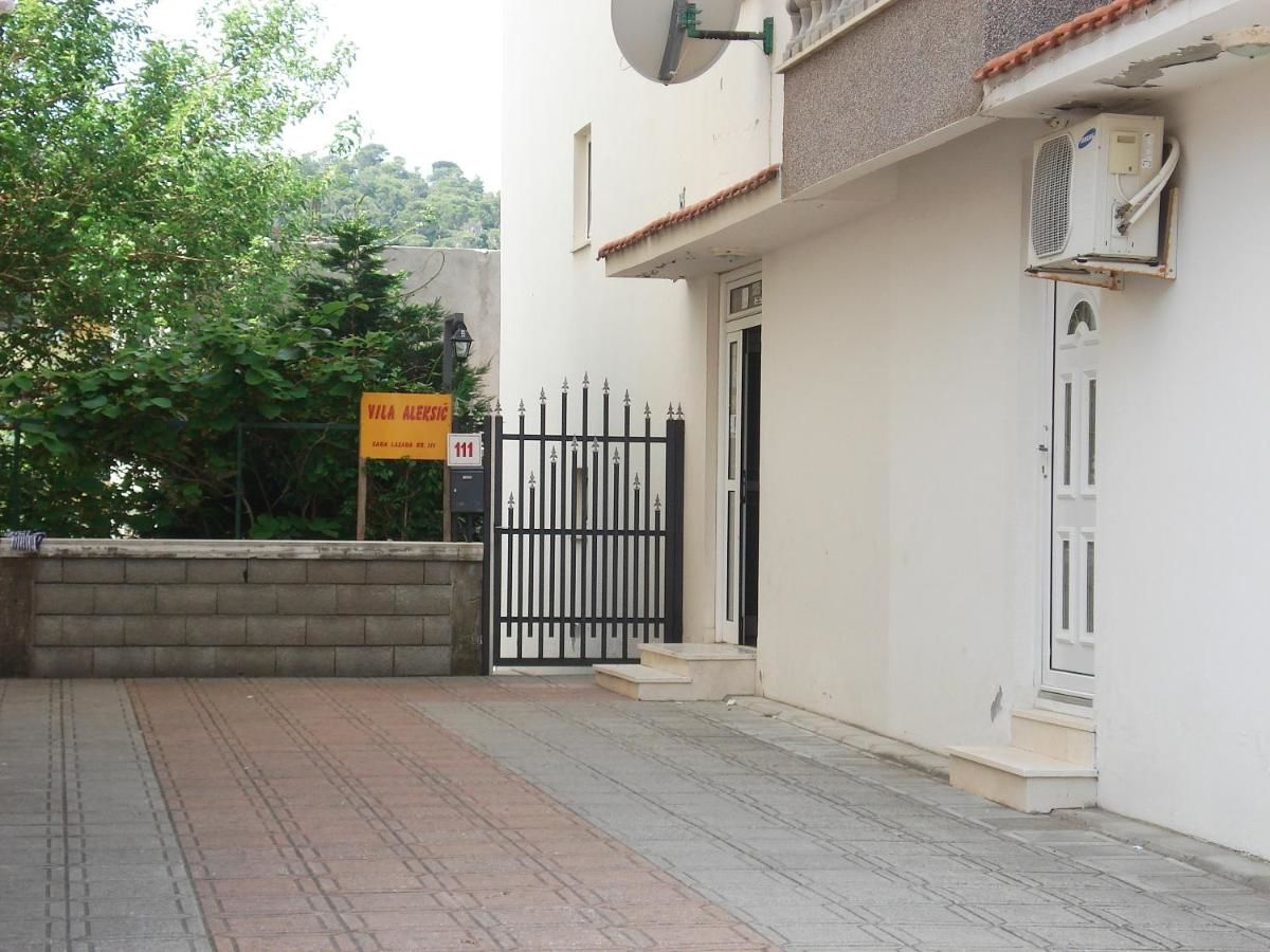 Апартаменты Apartments Aleksic Сутоморе-26