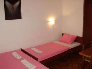 Апартаменты Apartments Aleksic Сутоморе Трехместный номер-2